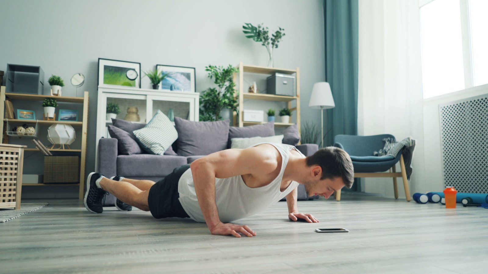 10 Best Home Workouts to Stay Fit Without a Gym